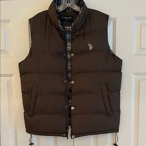 U.S. Polo Assn. Men's Dark Brown Quilted Vest Small